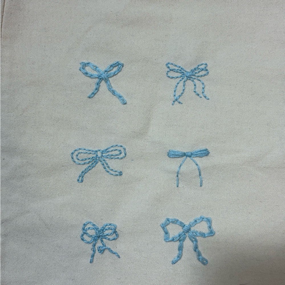 Hand Embroidered Bow Tote Bag - Picture 2 of 2